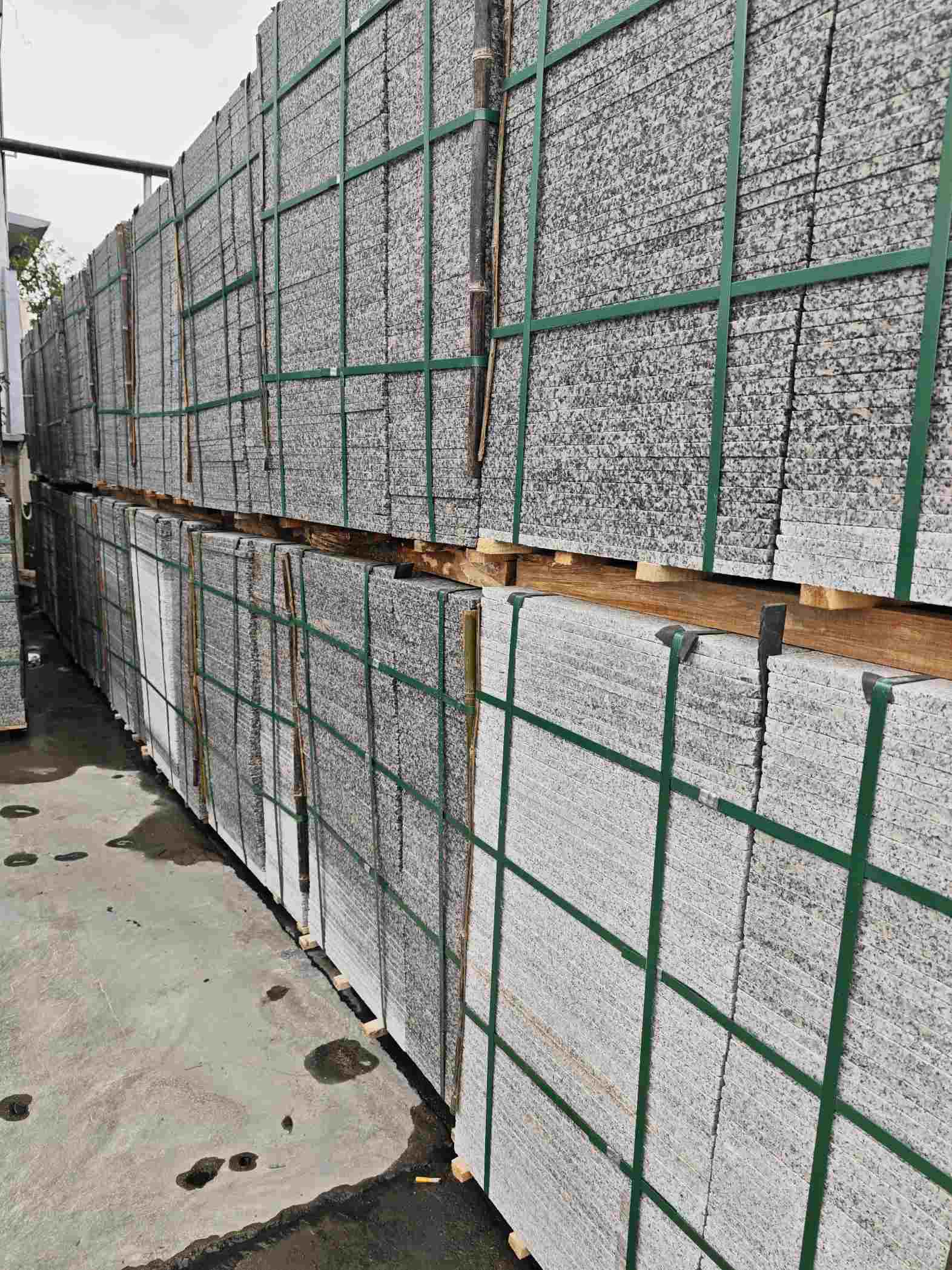 佳木斯芙蓉白地铺石，石材地铺石